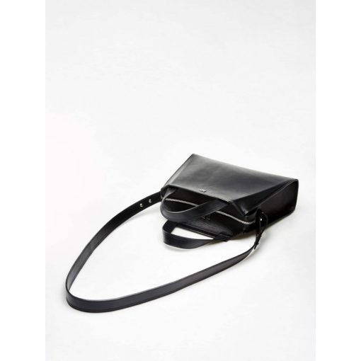 Silhouette handbag